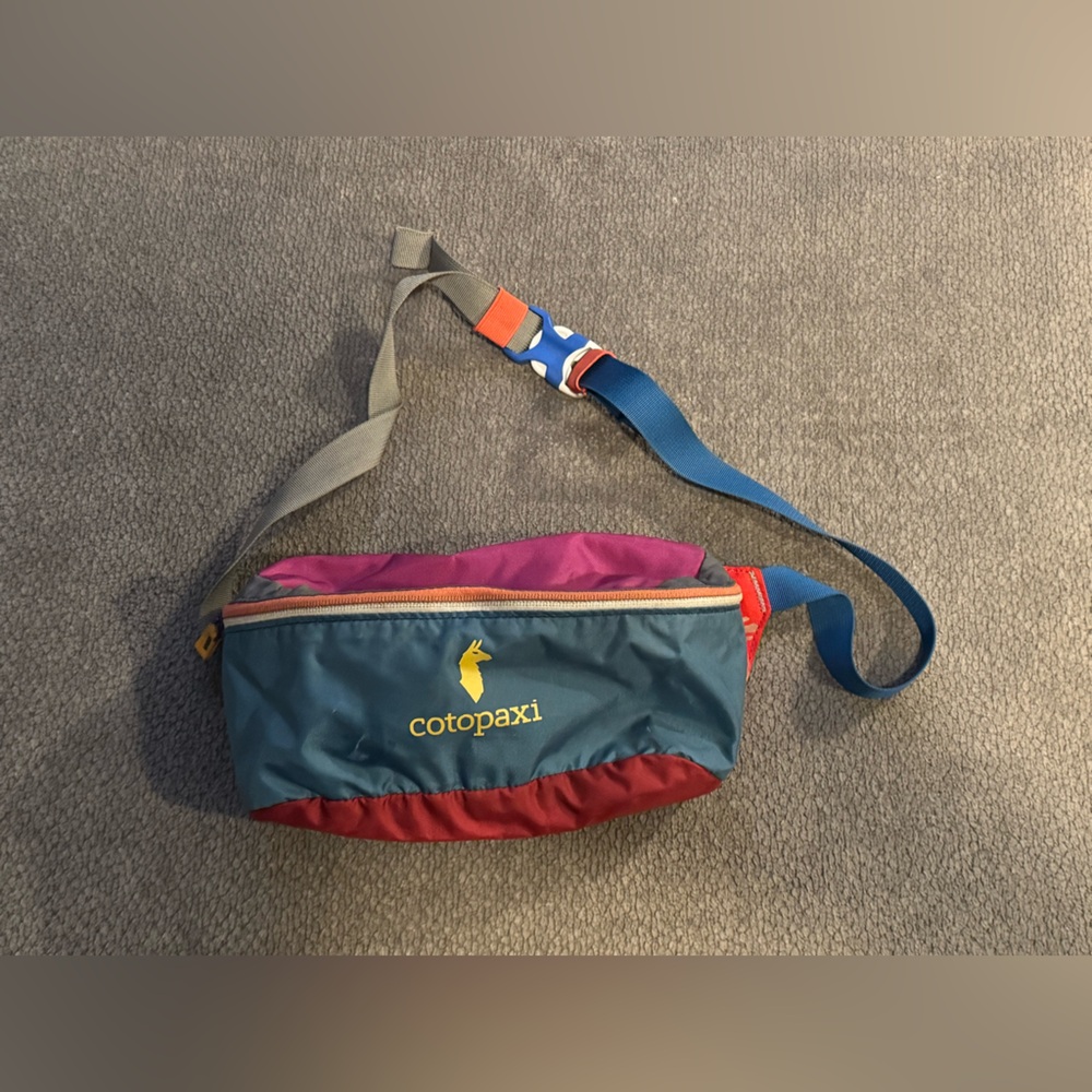 Cotopaxi waist bag